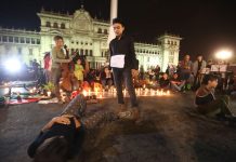 Guatemala sale por sexto día para pedir Justicia para las 40 menores muertas