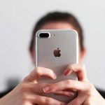 Presentan demanda para prohibir la venta de iPhones