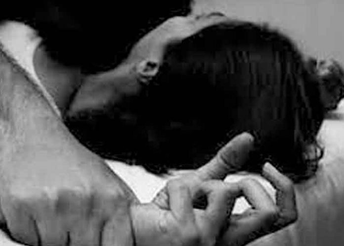 horror2 Italia, jóvenes, empleo, casa del horror,