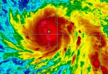 Video: ¿Huracán María o calavera? La impresionante fotografía satelital