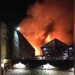 Se declara un gran incendio en un mercado de Londres