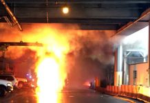 Un incendio obliga a evacuar una terminal del aeropuerto de Newark