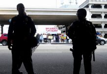 Más de 680 personas son arrestadas en redadas a inmigrantes en EEUU