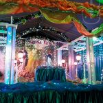 Feligresía le cantan a María en Nueva Guinea