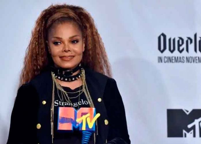 estados unidos, subasta, ropa, cantante, janet jackson, obras de caridad,
