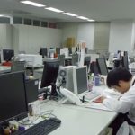 Japón limitará las horas extra para evitar más muertes por trabajo excesivo