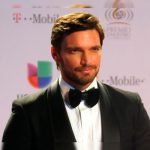 Mi hijo no es negociable, Julián Gil y su enfrentamiento con una revista