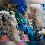 Kenya prohíbe fabricar o importar bolsas de plástico