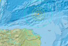 Bomberos de Honduras llaman a la calma tras el terremoto de 7,6