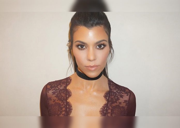kourtney-modelo