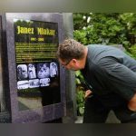 Una lápida digital para conectar con el «más allá» virtual de los difuntos