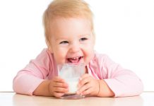 ¿Por qué los niños no deben de tomar leche de soja?