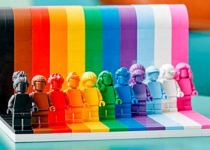 lego1 Fotos, juguetes lego, LGBTQIA+, set,