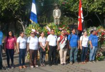 Autoridades colocan antorcha en monumento de Sandino en León
