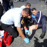 Managua: Por volarse el «Alto» provoca lesiones a oficial de la Policía