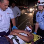 Peatón y motociclista lesionados en accidente por abusar del licor