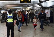 Metro de Londres vuelve a la normalidad tras el ataque