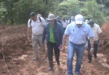 Gobierno supervisa proyectos carreteros en Río Blanco