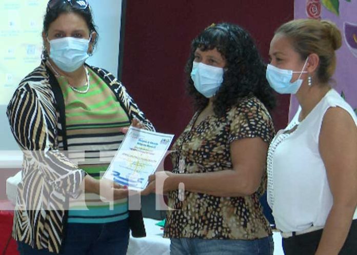 maestras-reconocimiento-003 nicaragua, maaestras, reconocimiento, educacion,