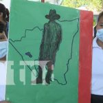 Estudiantes de Managua festejan el natalicio 126 del General Sandino nicaragua, sandino, managua, colegio, natalicio,