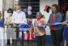 Familia de Managua que había perdido su casa recibe su regalo de las madres nicaragua, managua, vivienda, alcaldia,