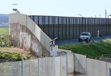 Incautan marihuana lanzada por encima de la frontera EEUU-México