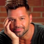 Ricky Martin descubrió que era gay gracias a John Travolta