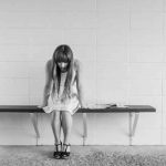 ¿La conmoción cerebral puede afectar el ciclo menstrual?