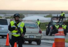 Narcos decapitan a un hombre y desollan su rostro como advertencia a sus rivales