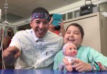 Video viral: Daddy Yankee canta «Despacito» con paciente de cáncer