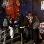 Rescatan de un camión abandonado a 178 migrantes centroamericanos