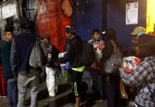Rescatan de un camión abandonado a 178 migrantes centroamericanos