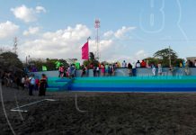 Familias leonesas inauguran mirador de la Peña del Tigre