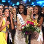 Directivo de Miss EEUU suspendido tras reporte sobre mensajes misóginos