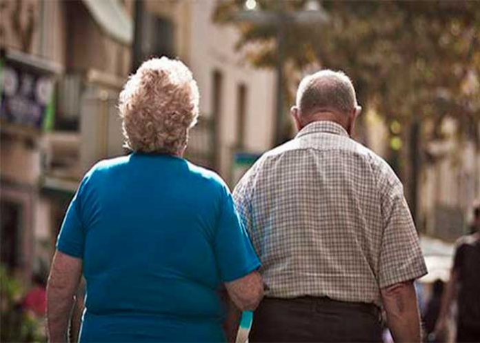 mm orina, riñones, ancianos, salud,