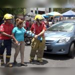 Managua: Mala maniobra deja llorando a chavala motociclista