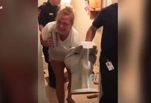 Mujer se vuelve viral en YouTube al quedar con la mano atascada en el inodoro