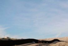 Gobierno de EE.UU. pide $18.000 millones al Congreso para muro con México