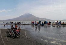 Habitantes de Nagarote y la Paz Centro disfrutan en el Lago Xolotlán
