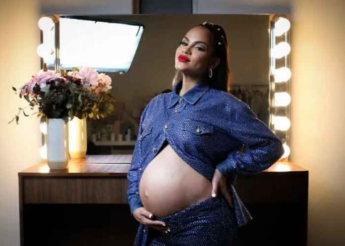 musica, natti natasha, dia de las madres, concierto, republica dominicana, bebe,