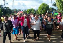 Mujeres de Nueva Guinea festejan el Día Internacional de la Mujer