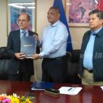 Gobierno y Banco Mundial firman préstamo para proyectos de mejoramiento vial