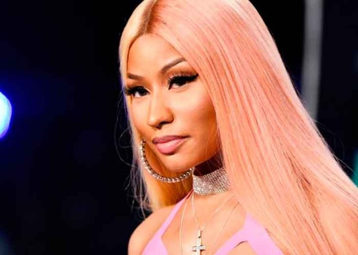 fotos, musica, nicki minaj, crocs, instagram,