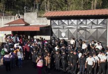 Sobrevivientes de incendio en albergue guatemalteco son atendidas en EE.UU