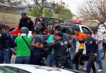 Detienen durante protesta a 236 normalistas en Chiapas, México