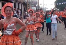 Población se prepara para ser parte de un carnaval este próximo sábado