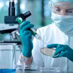 Estudio identifica 12 nuevas variantes genéticas del cáncer de ovarios