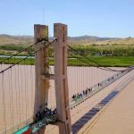 China inaugura un puente con suelo de cristal sobre el río Amarillo