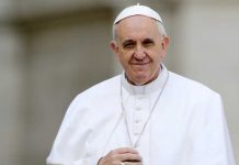 El papa se reunirá hoy en privado con un grupo de refugiados