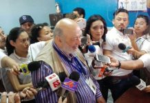 Wilfredo Penco realiza recorrido en las JRV del colegio Cristo Rey